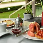 Hotel Alexakis & Loutra Ipatis