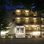 Alexakis & Hotel