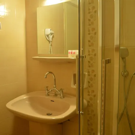 Hotel Alexakis &