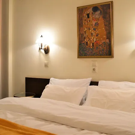 Otel Alexakis & 3*