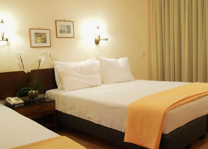 Alexakis & 3* Λουτρά Υπάτης