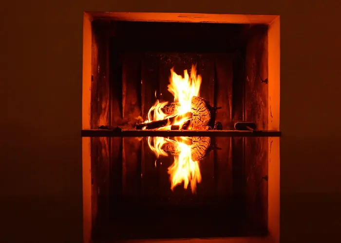 Alexakis & Ξενοδοχείο Λουτρά Υπάτης