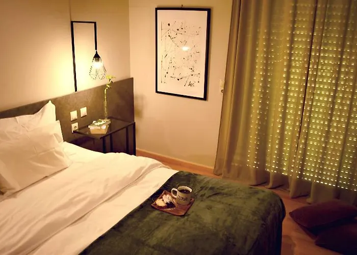 Ξενοδοχείο Alexakis & Λουτρά Υπάτης